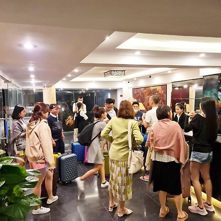 Vina Spa Hotel Hue Zewnętrze zdjęcie