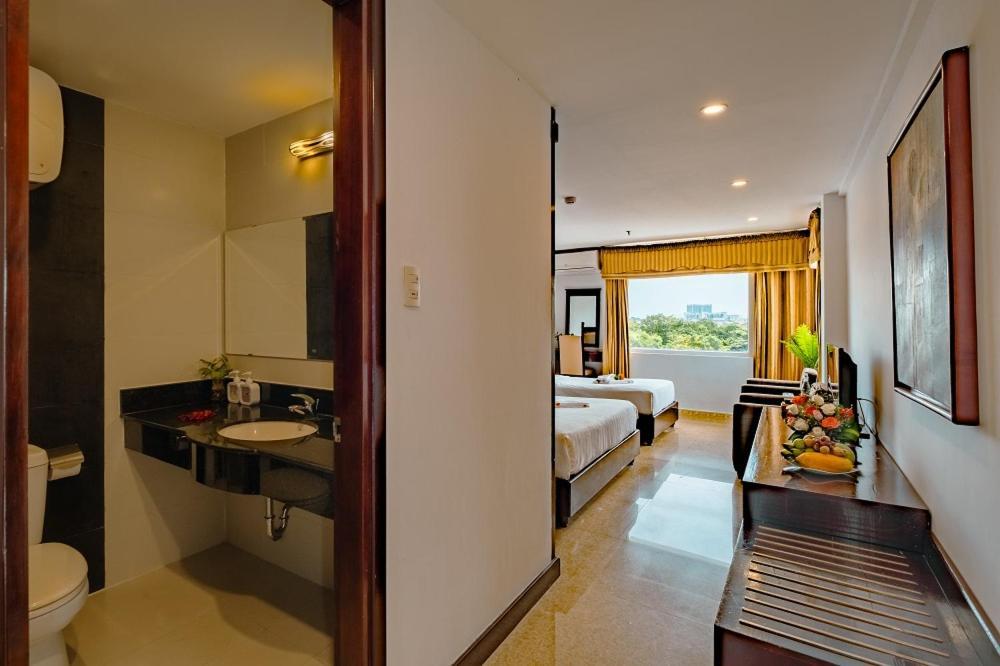 Vina Spa Hotel Hue Zewnętrze zdjęcie