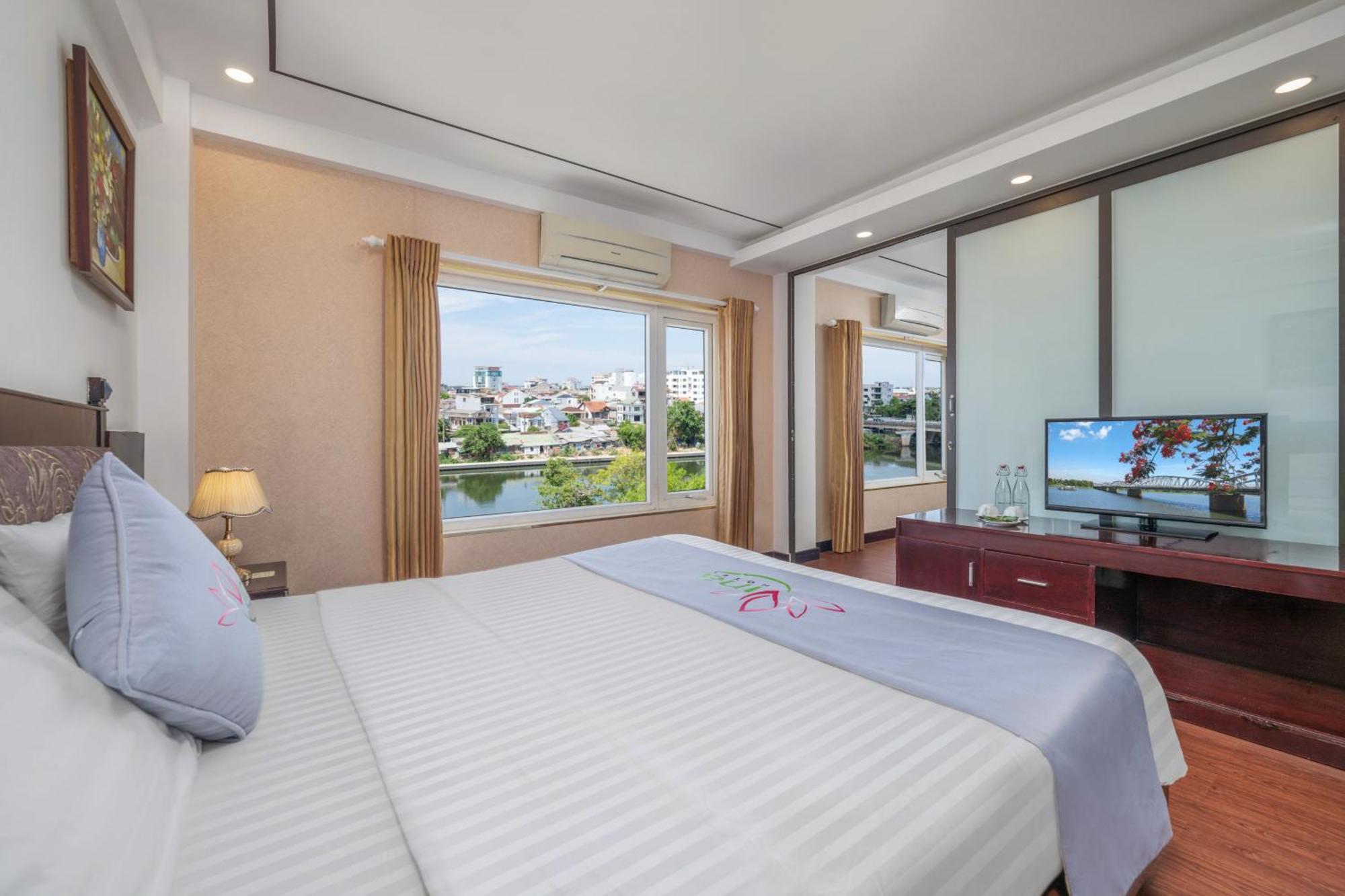 Vina Spa Hotel Hue Zewnętrze zdjęcie